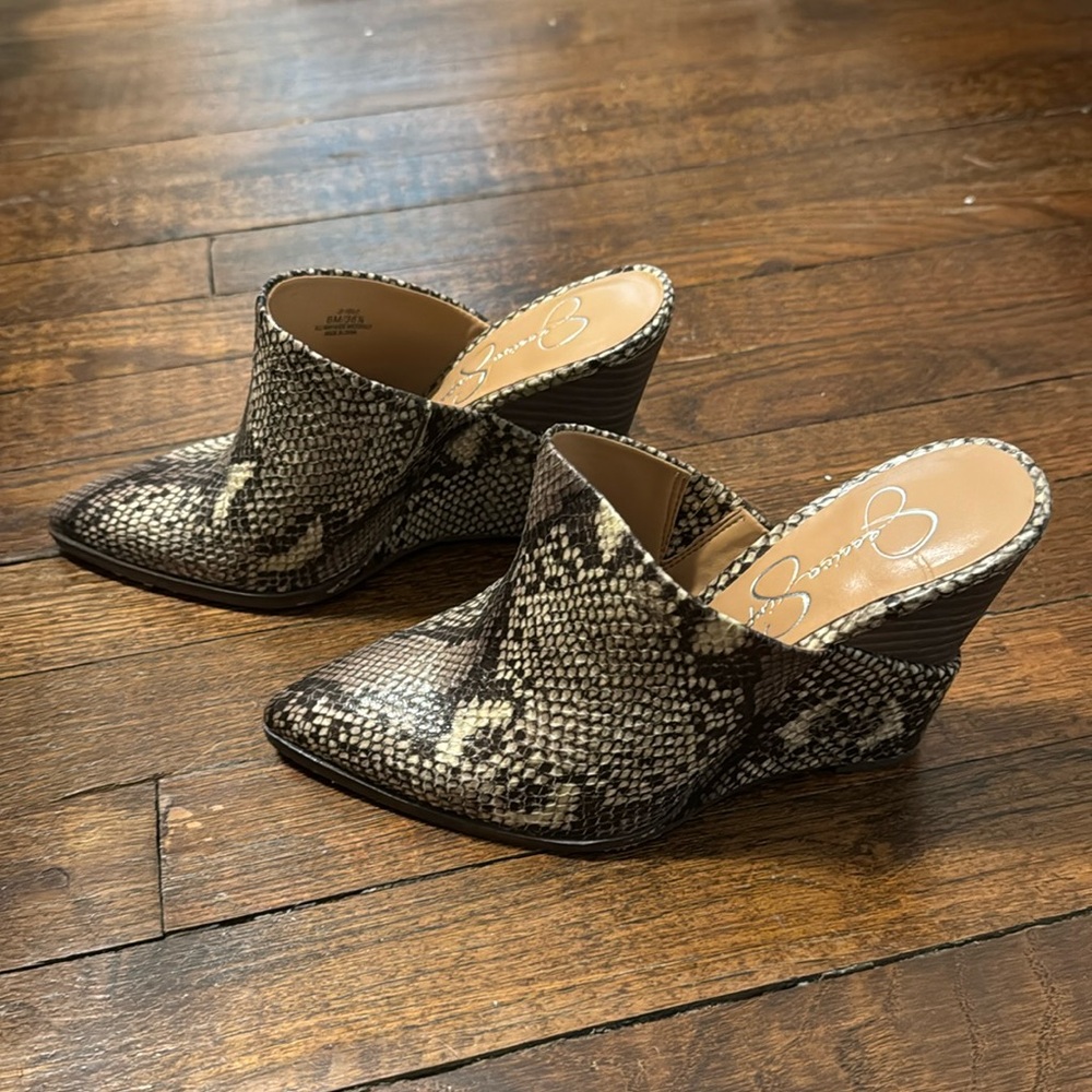 Jessica Simpson Pointed Toe ‘Heilo’ Wedges